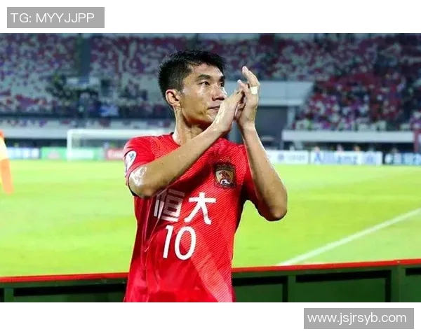 中国足球辉煌时期的传奇球星回顾与影响力分析